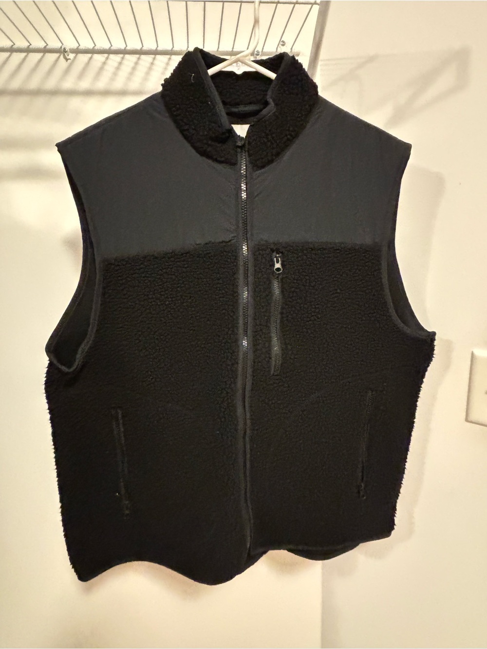 H&M Black Sherpa Fleece Vest with Zip Pockets